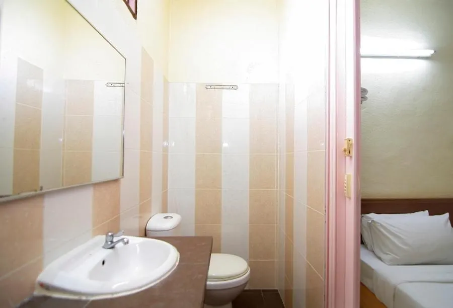 Anggerik Lodging George Town Locanda